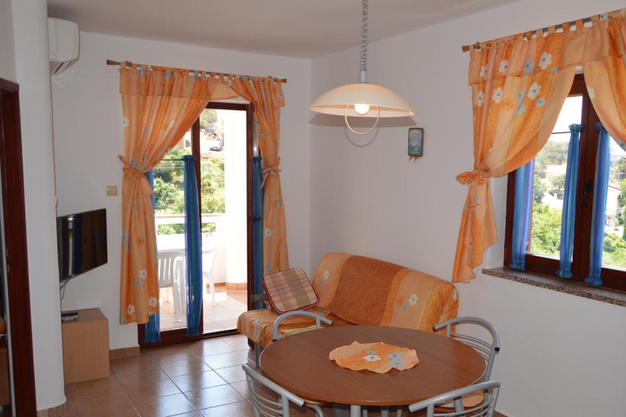 Apartments And Rooms By The Sea Jakisnica, Pag - 4160 لون المظهر الخارجي الصورة