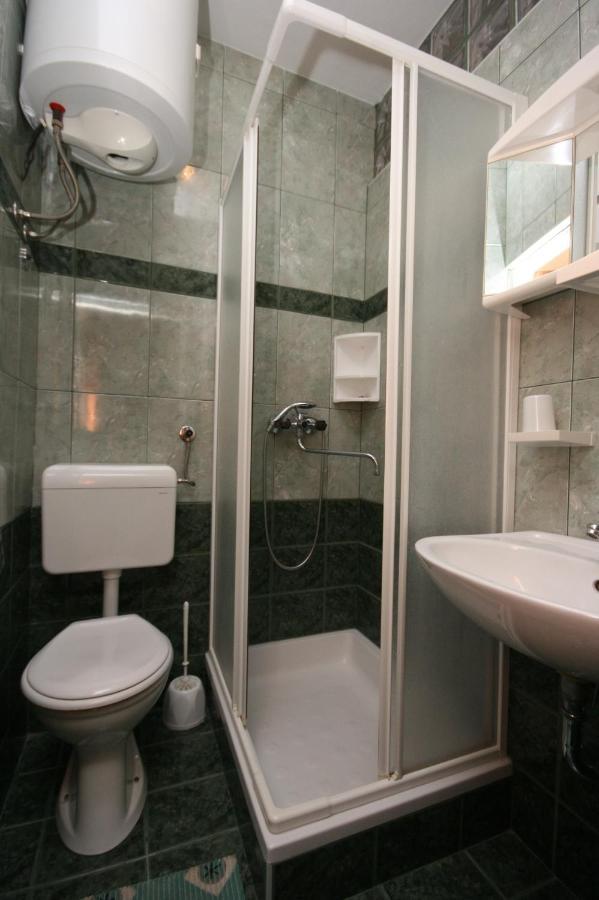 Apartments And Rooms By The Sea Jakisnica, Pag - 4160 لون المظهر الخارجي الصورة