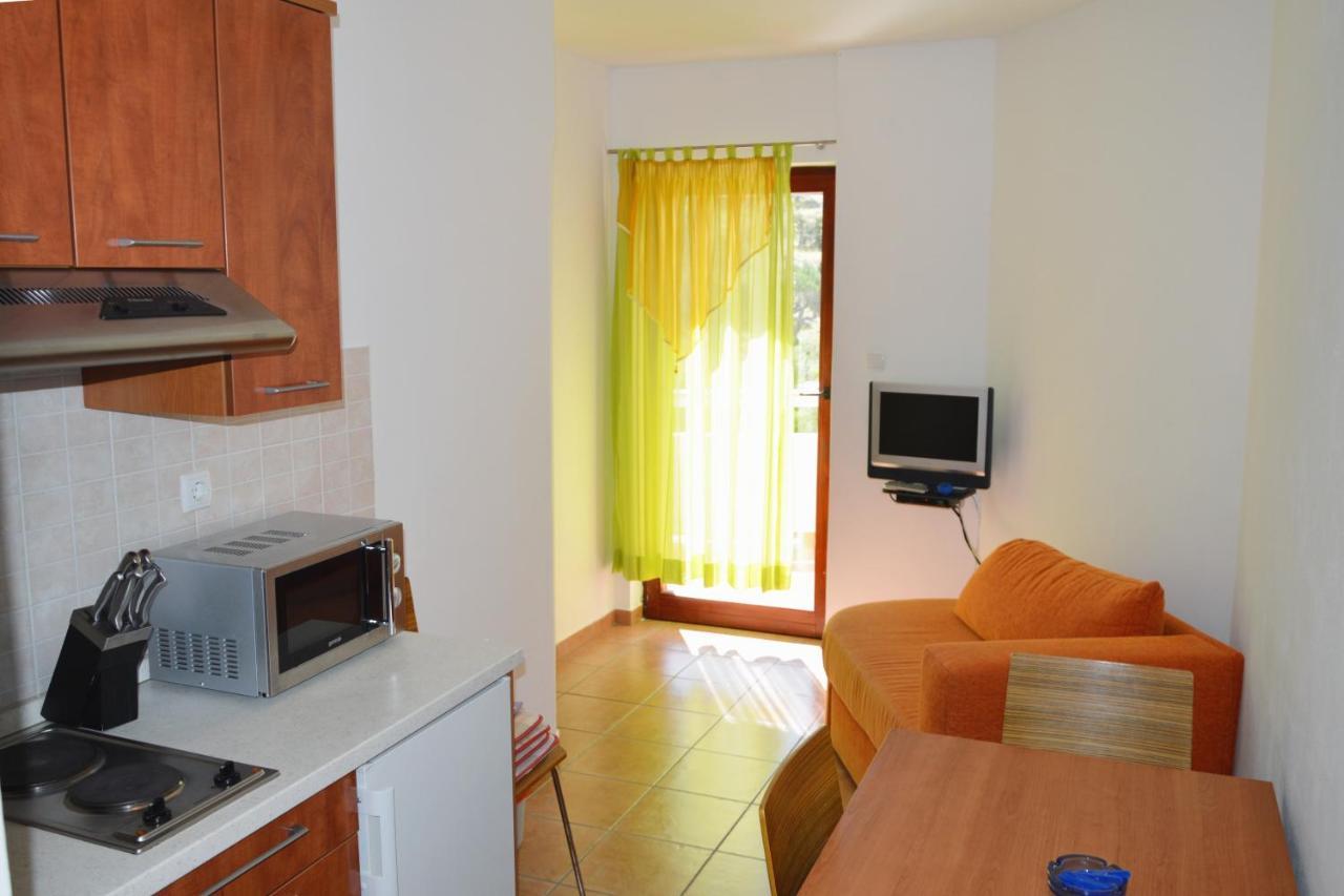 Apartments And Rooms By The Sea Jakisnica, Pag - 4160 لون المظهر الخارجي الصورة