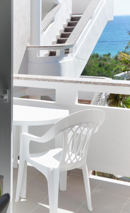 Apartments And Rooms By The Sea Jakisnica, Pag - 4160 لون المظهر الخارجي الصورة