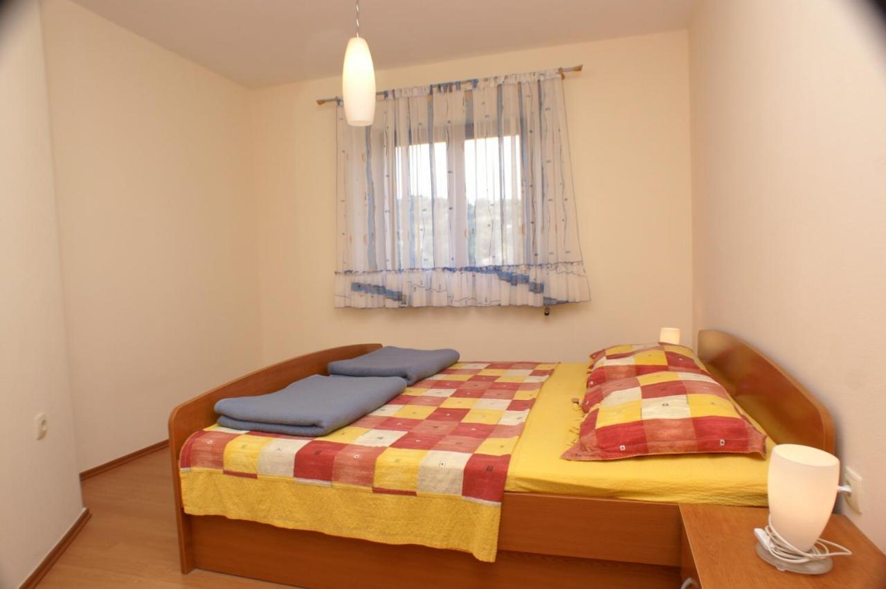 Apartments And Rooms By The Sea Jakisnica, Pag - 4160 لون المظهر الخارجي الصورة